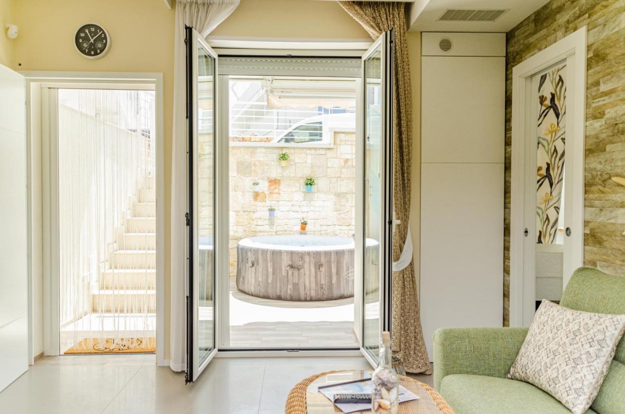 Apulialux Little Jem W Jacuzzi / 180 Steps From Sea Villa Polignano a Mare Luaran gambar