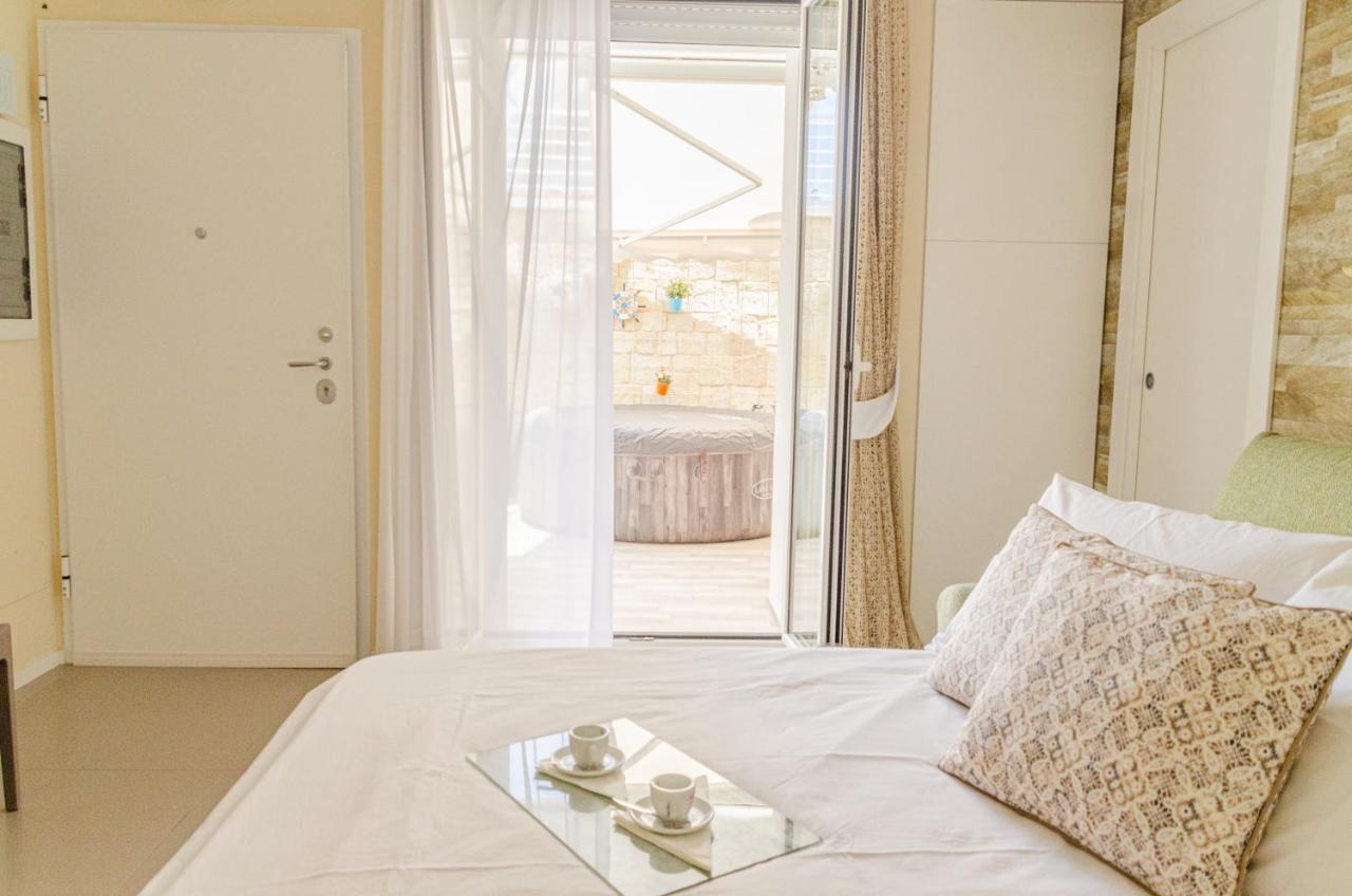 Apulialux Little Jem W Jacuzzi / 180 Steps From Sea Villa Polignano a Mare Luaran gambar