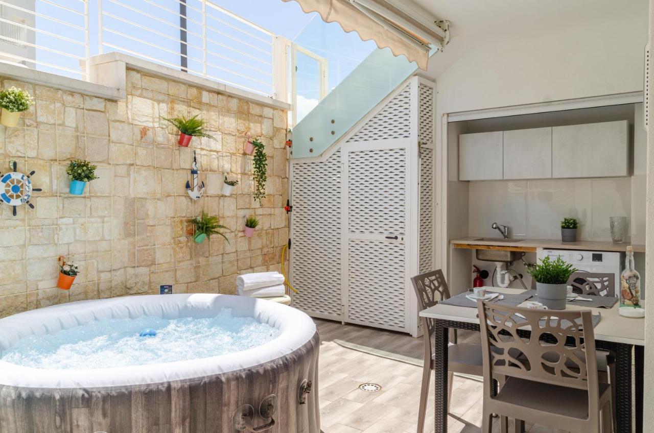 Apulialux Little Jem W Jacuzzi / 180 Steps From Sea Villa Polignano a Mare Luaran gambar