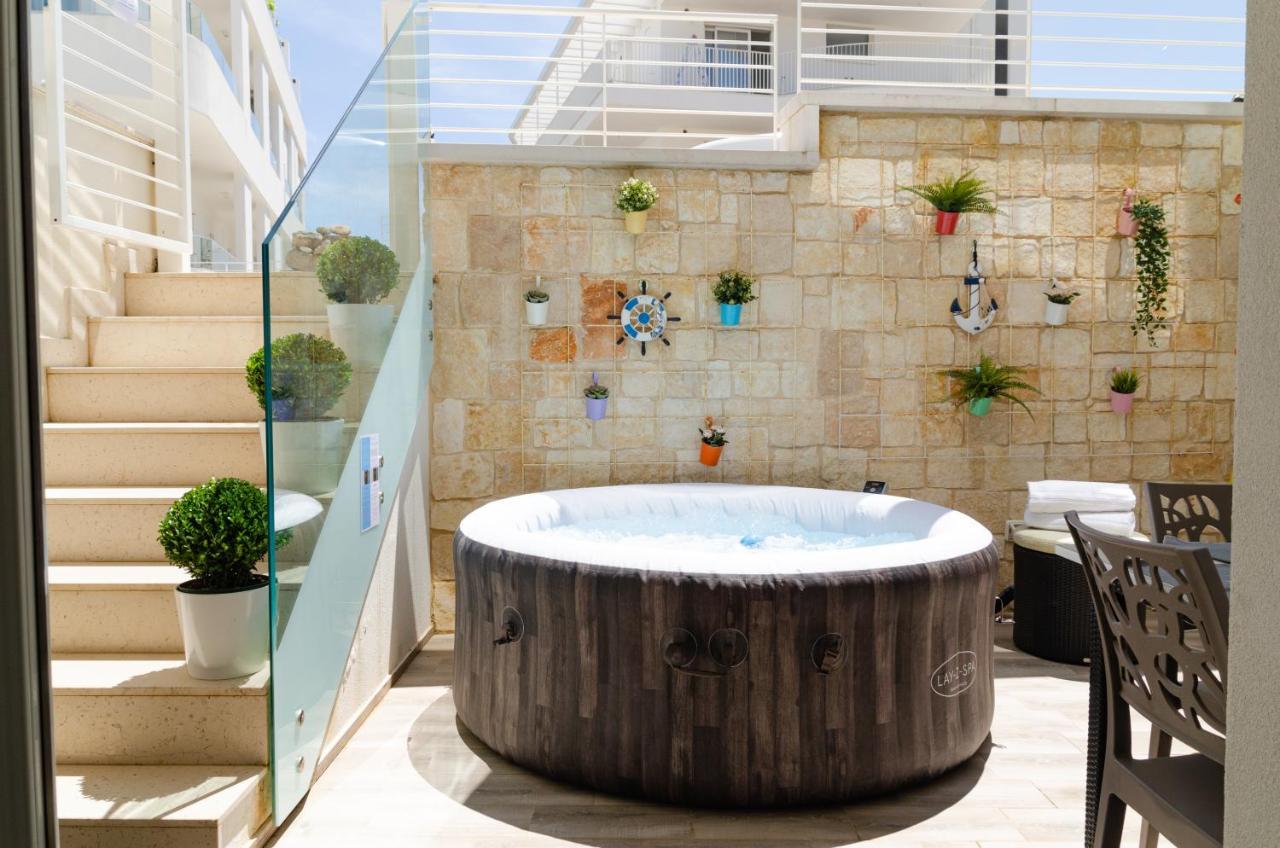 Apulialux Little Jem W Jacuzzi / 180 Steps From Sea Villa Polignano a Mare Luaran gambar